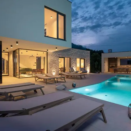 Persic With Pool And View Rabac