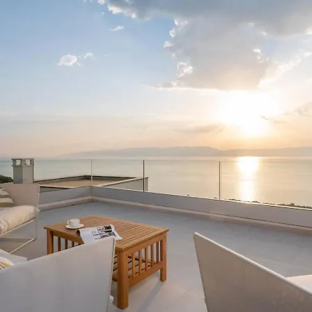 Persic Villa With Pool And View